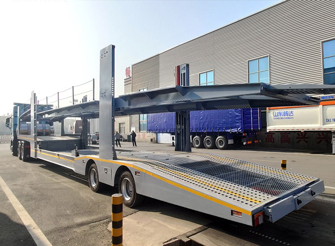 轿运车